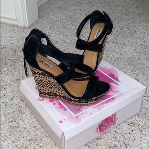 Not Rated Aztec wedges